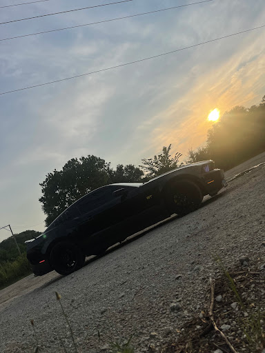 Car Dealer «Ultimate Motor Cars», reviews and photos, 2101 Ogden Ave, Downers Grove, IL 60515, USA