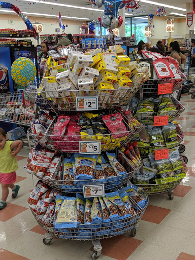 Grocery Store «Market Basket», reviews and photos, 350 Winthrop Ave, North Andover, MA 01845, USA