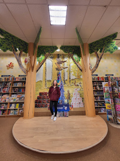 Book Store «Barnes & Noble», reviews and photos, 102 Commons Dr, Geneva, IL 60134, USA