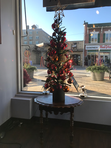 Beauty Salon «Robert Laurence Hair Studio Inc», reviews and photos, 4060 N Oakland Ave, Milwaukee, WI 53211, USA