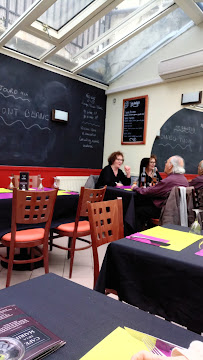 Atmosphère du Restaurant Cafe de la Mairie à Louveciennes - n°3