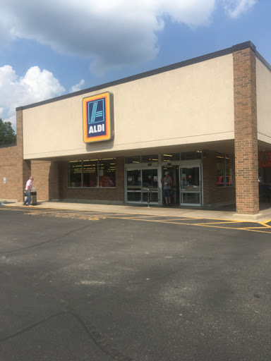 ALDI, 2007 S Western Ave, Marion, IN 46953, USA, 