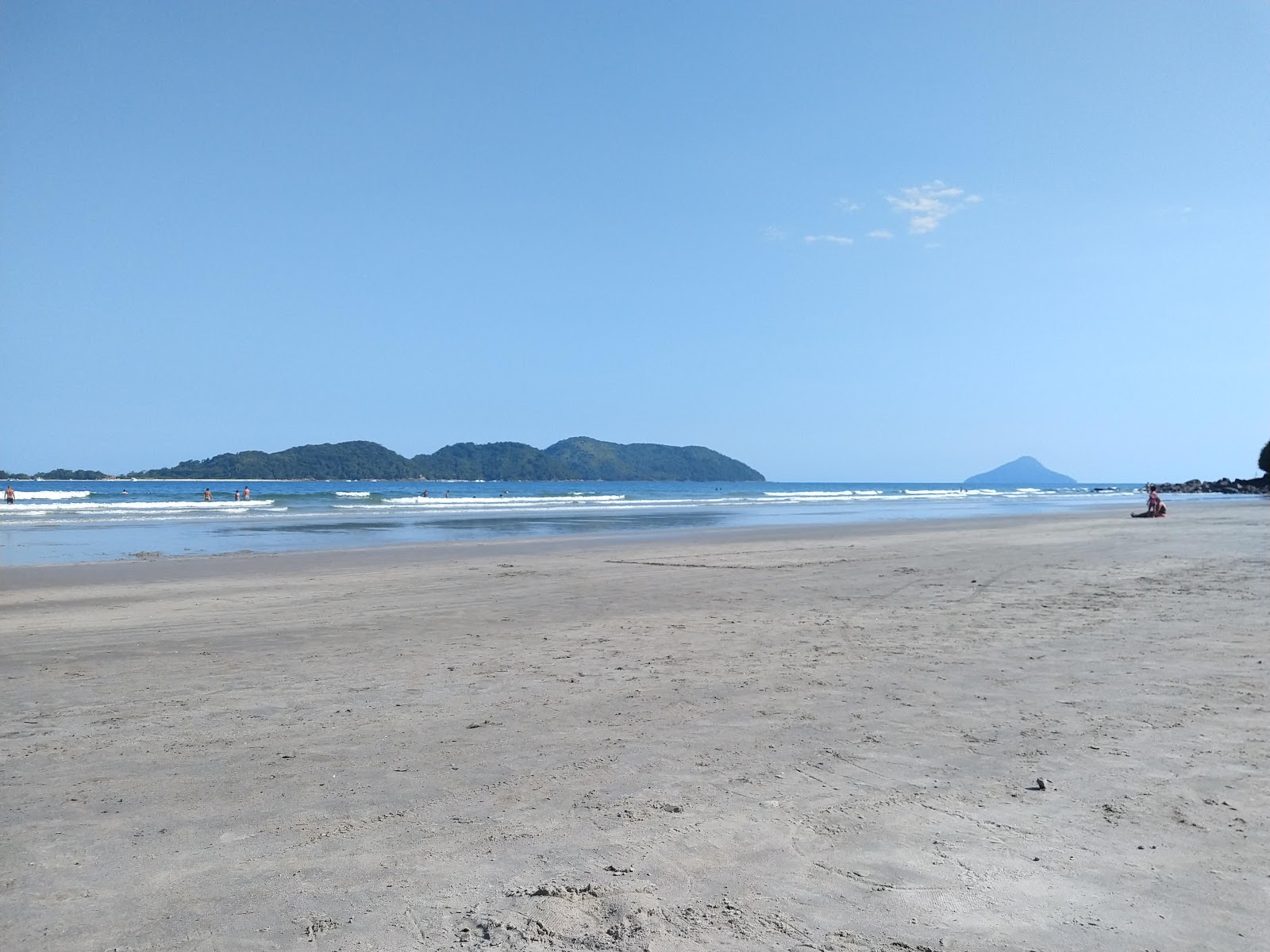 Fotografie cu Plaja Preta da Costa do Sul zonă sălbatică