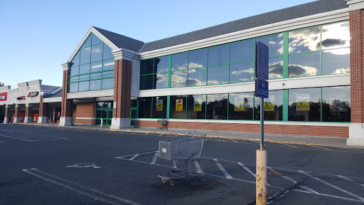 Grocery Store «Save-A-Lot», reviews and photos, 425 Broad St, Manchester, CT 06040, USA