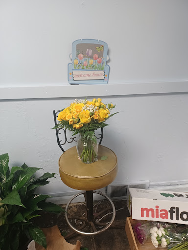 Florist «Detroit Floral.com», reviews and photos, 15321 W McNichols Rd, Detroit, MI 48235, USA