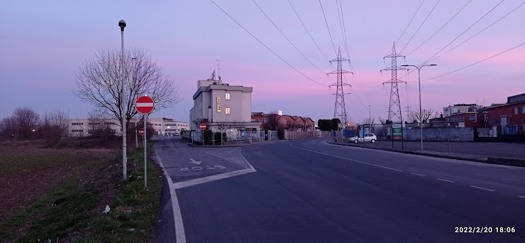 Photo hôtels Hotel Majestic 20098 Area Industriale