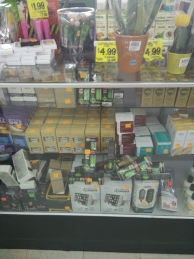 Grocery Store «Grocery Outlet Bargain Market», reviews and photos, 4157 NW U.S. 101 #101, Lincoln City, OR 97367, USA