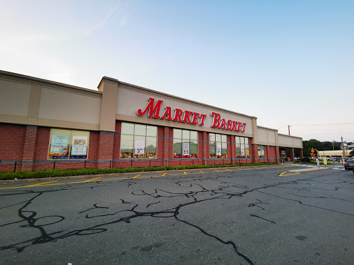 Grocery Store «Market Basket», reviews and photos, 310 Mishawum Rd, Woburn, MA 01801, USA