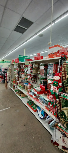 Dollar Store «Dollar Tree», reviews and photos, 3005 Wiley Blvd SW #120, Cedar Rapids, IA 52404, USA