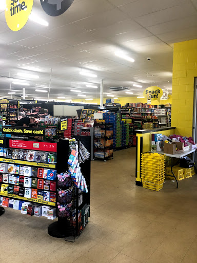 Home Goods Store «Dollar General», reviews and photos, 680 US-231, Bloomfield, IN 47424, USA