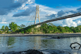 Puente monseñor Gonzalo López sobre el río Aguarico