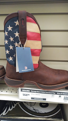 Sporting Goods Store «Academy Sports + Outdoors», reviews and photos, 6100 Warden Rd, Sherwood, AR 72120, USA