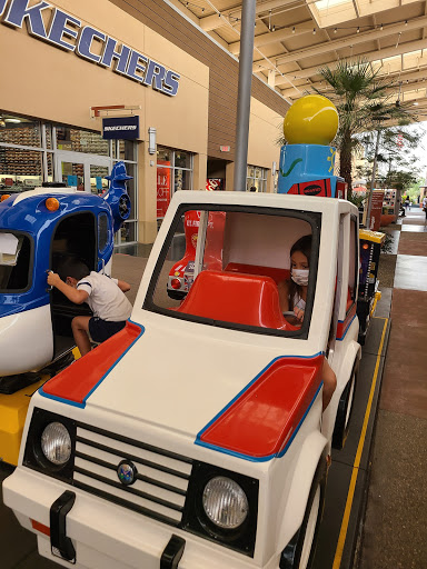 Outlet Mall «Tanger Outlet Westgate», reviews and photos, 6800 N 95th Ave, Glendale, AZ 85305, USA