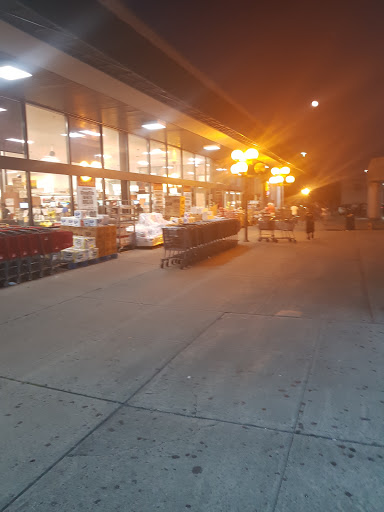 Shopping Mall «Brick Church Plaza», reviews and photos, 533 Main St, East Orange, NJ 07018, USA