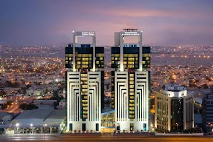 Al Othman Office Tower image