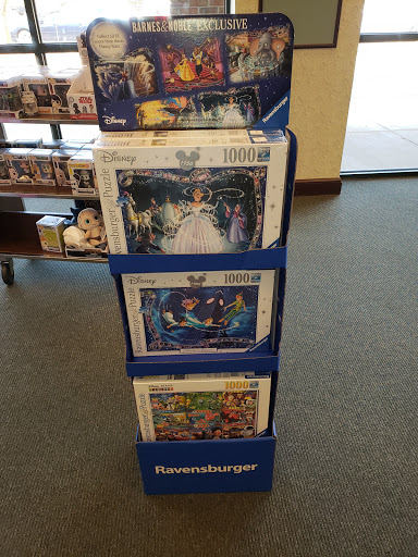 Book Store «Barnes & Noble», reviews and photos, 2619 Miamisburg Centerville Rd, Dayton, OH 45459, USA