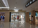 Stores to buy women's boots Beijing