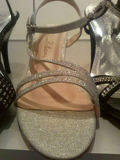 Shopping Mall «Eastland Center», reviews and photos, 18000 Vernier Rd, Harper Woods, MI 48225, USA