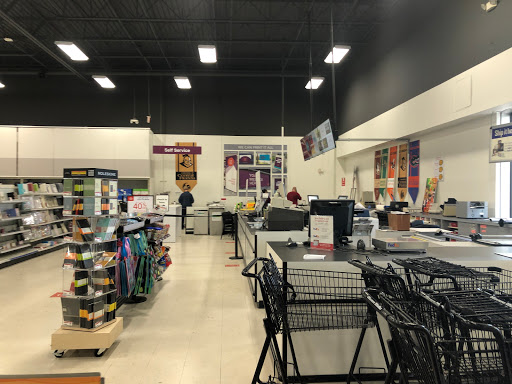 Office Supply Store «OfficeMax», reviews and photos, 721 N Alafaya Trail, Orlando, FL 32828, USA