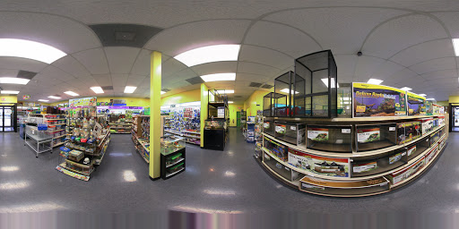 Pet Supply Store «Our Pet World», reviews and photos, 380 Semoran Commerce Pl, Apopka, FL 32703, USA