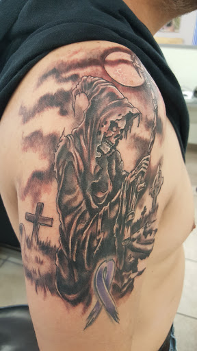 Tattoo Shop «Generation X Tattoo and Body Piercing Studio», reviews and photos, 2010 S Atlantic Ave, Daytona Beach, FL 32118, USA