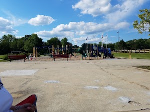 Veterans Memorial Park - photo 93