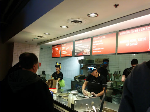 Mexican Restaurant «Chipotle Mexican Grill», reviews and photos, 129 Marshall St, Syracuse, NY 13210, USA