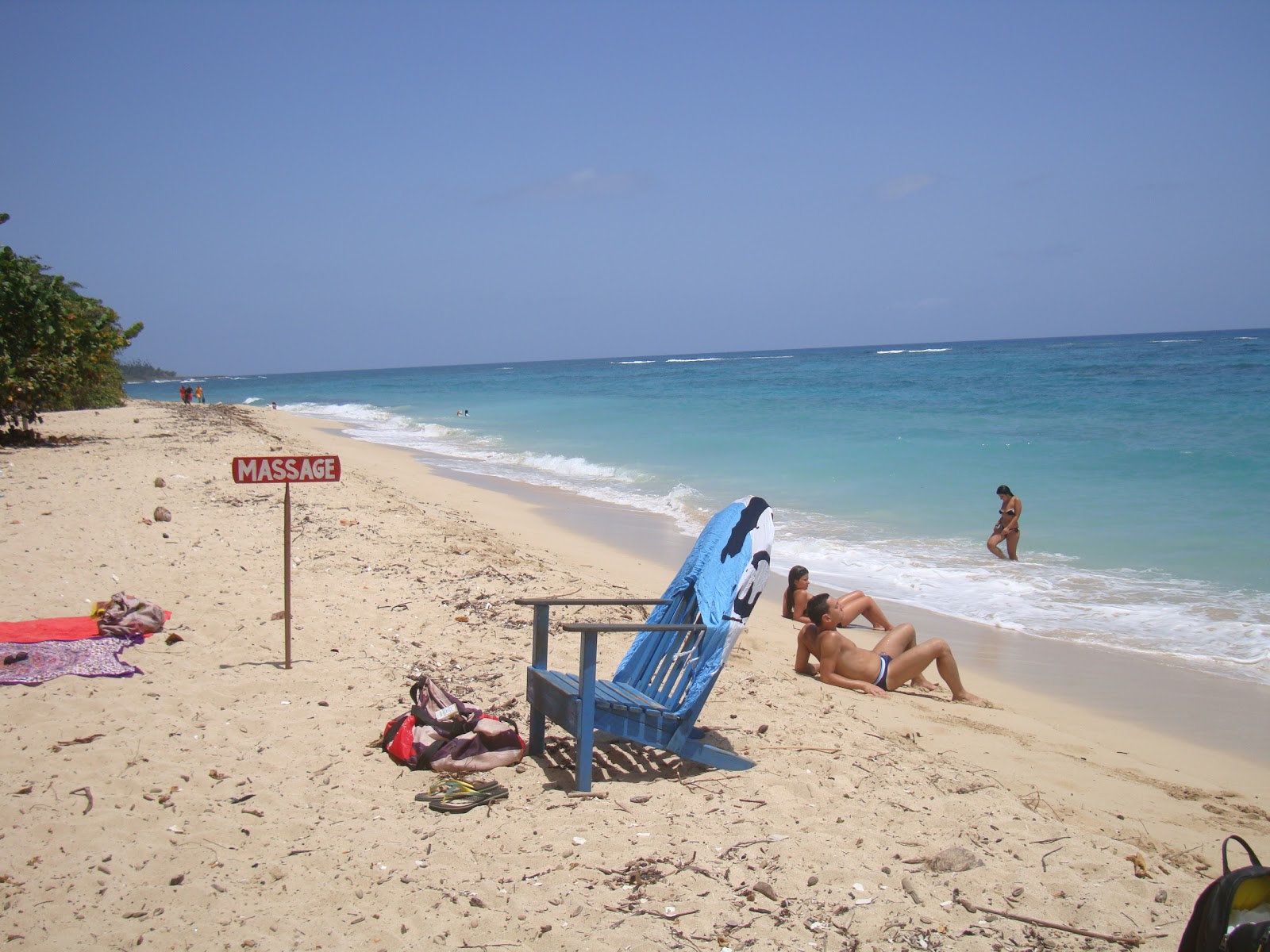 Foto van Playa Maguana met ruim strand