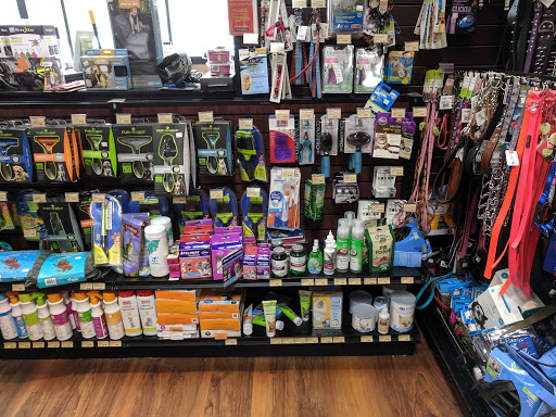 Pet Store «Pet Valu», reviews and photos, 1422 North Point Village Center, Reston, VA 20194, USA