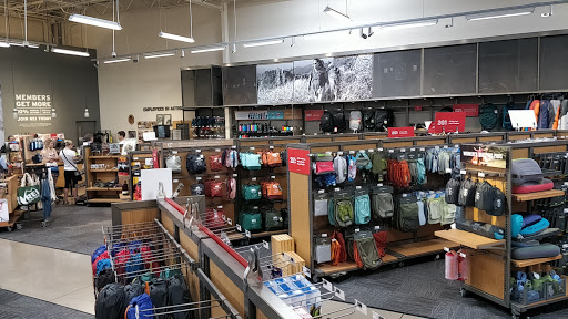 Camping Store «REI», reviews and photos, 2643 Edmondson Rd, Cincinnati, OH 45209, USA