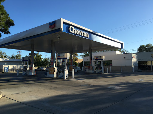 Chevron en Pleasant Hill