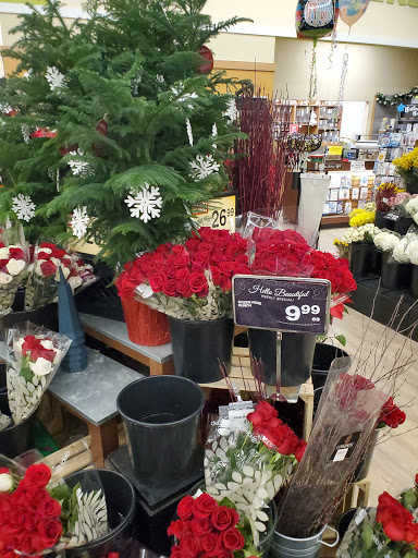 Grocery Store «Jewel-Osco», reviews and photos, 2501 Schaumburg Rd, Schaumburg, IL 60194, USA