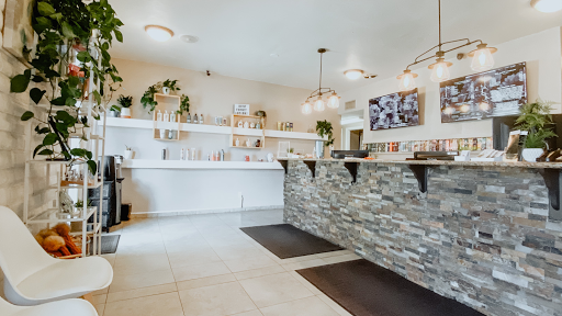 BramaSole Tanning & Boutique, 1228 Willow Creek Rd # 3, Prescott, AZ 86301, USA, 