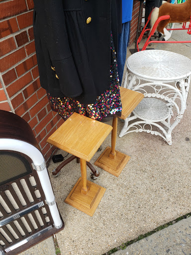 Thrift Store «All you need is thrift», reviews and photos, 148 W Hoffman Ave, Lindenhurst, NY 11757, USA