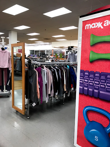 Department Store «T.J. Maxx», reviews and photos, 7250 W Dempster St, Morton Grove, IL 60053, USA