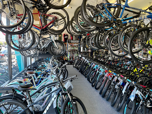 Sporting Goods Store «California Sports & Cyclery», reviews and photos, 1464 El Camino Real, Belmont, CA 94002, USA