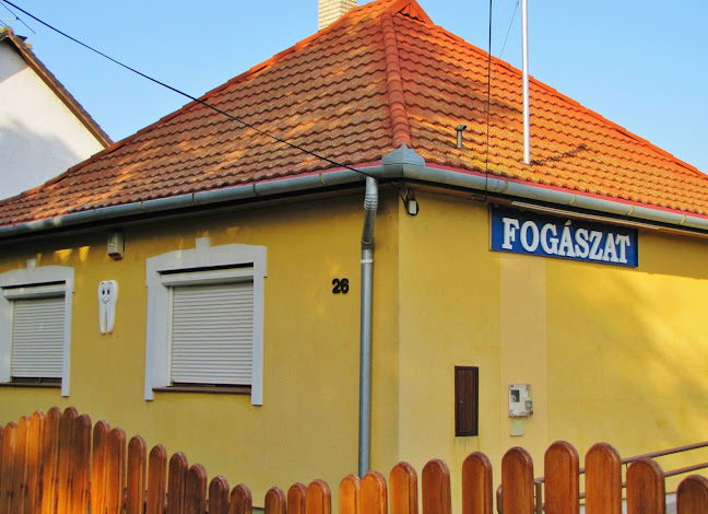 FOGÁSZAT - Dr. Szabó Csilla - Fogászat