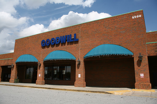 Donations Center «Goodwill of North Georgia: Pleasant Hill Store, Career and Donation Center», reviews and photos, 1502 Pleasant Hill Rd, Duluth, GA 30096, USA