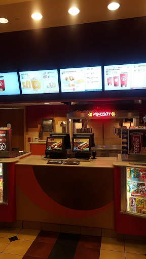 Movie Theater «Regal Cinemas Streets of Indian Lake 16 & IMAX», reviews and photos, 300 Indian Lake Blvd, Hendersonville, TN 37075, USA