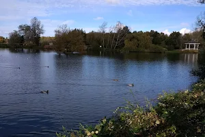 Dunsham Park image