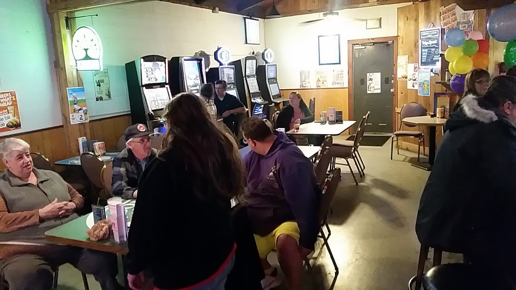 Julie's Halsey Tavern 97348