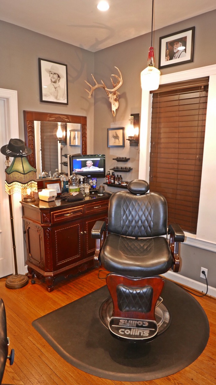 The Moose Men's Grooming Lounge