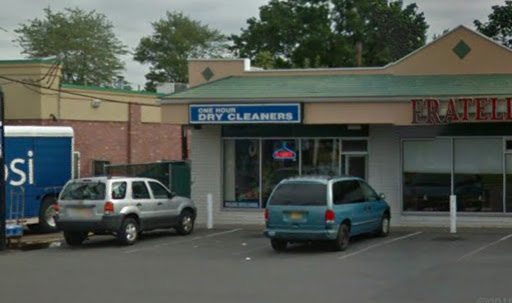 Dry Cleaner «One Hour Martinizing», reviews and photos, 201 Stelton Rd # 4, Piscataway Township, NJ 08854, USA