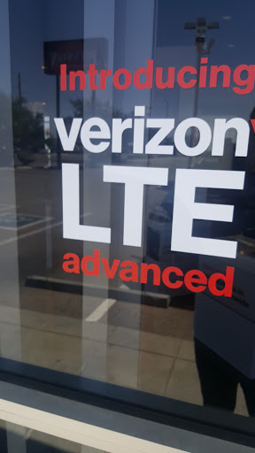 Cell Phone Store «Verizon», reviews and photos, 1798 N Zaragoza Rd, El Paso, TX 79936, USA