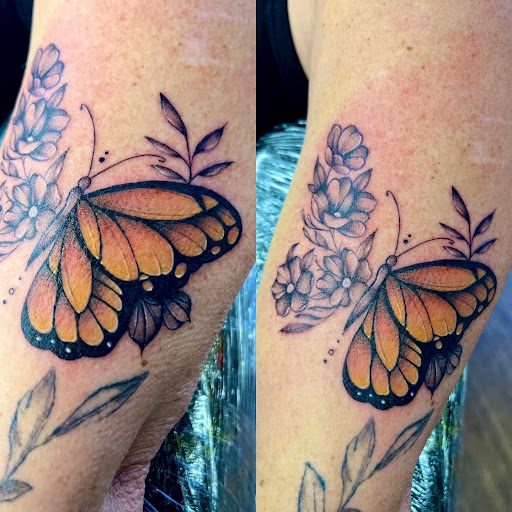 Explore hunting tattoos ideas, creative tattoo ideas in Abilene, available at Baby B Tattoo Studio