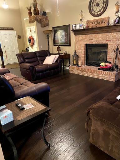 Flooring Store «Molyneaux Tile Carpet Wood», reviews and photos, 170 Quinn Dr, Pittsburgh, PA 15275, USA