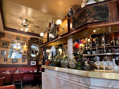 Au Réveil du XVe à Paris