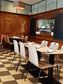 Atmosphère du Restaurant Crêperie la Gigouillette à Saint-Jean-de-Monts - n°11