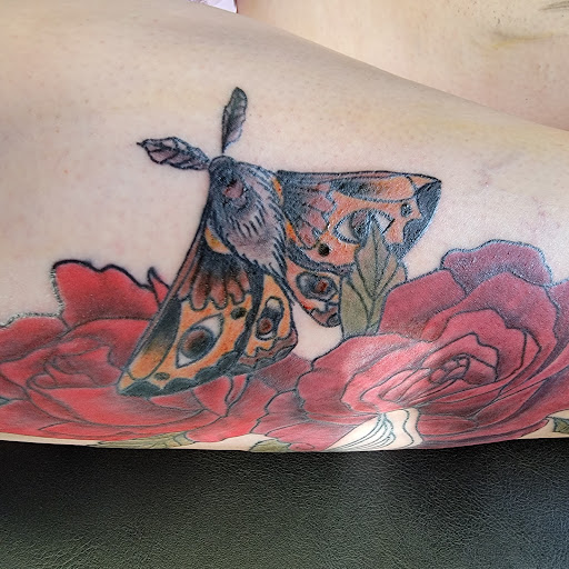 Tattoo Shop «Sacramento Tattoo and Piercing», reviews and photos, 2722 X St, Sacramento, CA 95818, USA