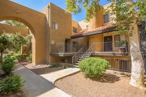 Arches at Oracle Apartments image